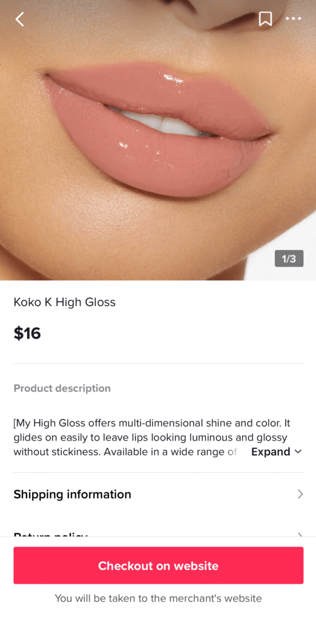 Page produit sur le profil TikTok de Kylie Cosmetics présentant "Paiement sur le site Web" bouton